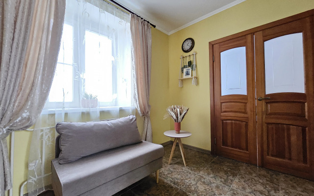 Апартаменты Живи Уютно