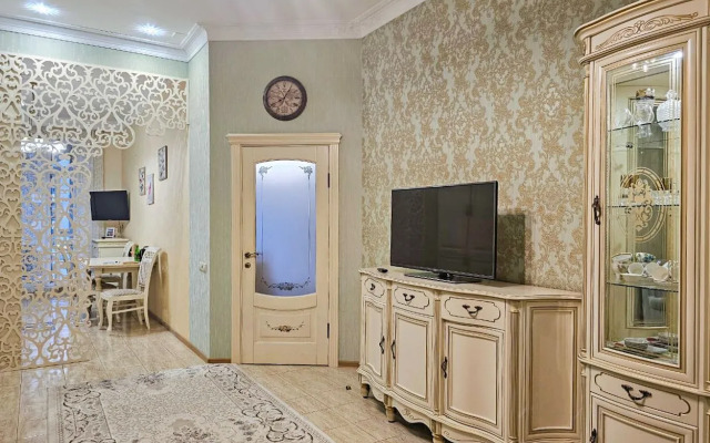 Na Krasnogvardeyskoy Ulitse 38AlitA Flat