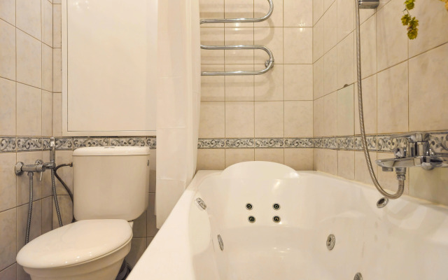 Malaya Pirogovskaya 27k1 Apartments