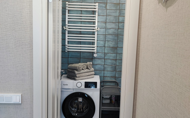 Yevrodvushka Apartamenty U Ekspoforuma Flat