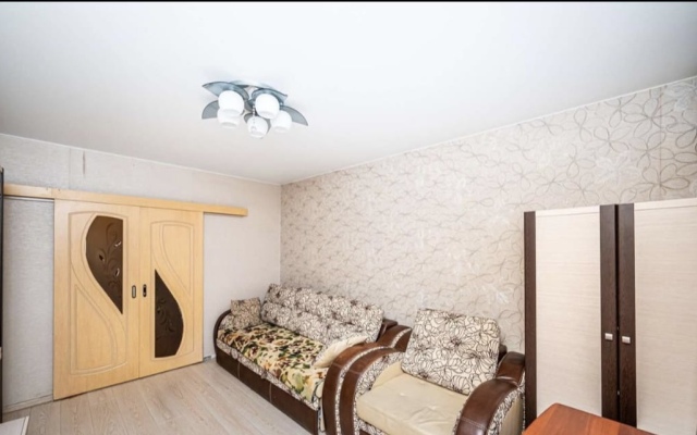 8 Marta 23/3 Apartments