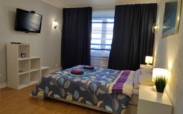 Dvukhkomnatnaya S Saunoy I Balkonom Flat