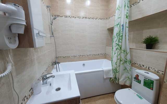 Апартаменты на 5 этаже Репина 1