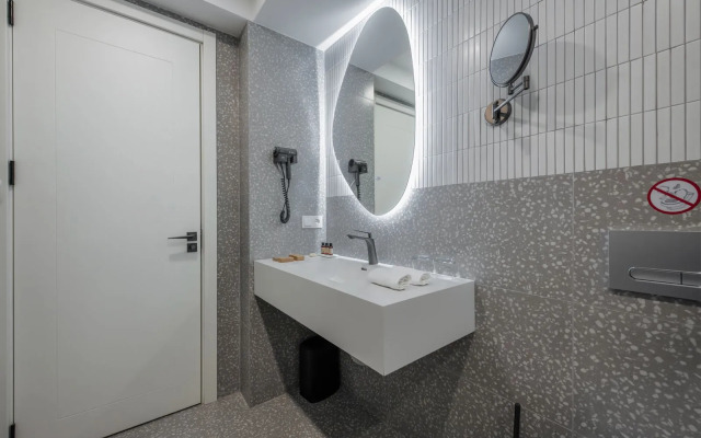 Artifact Apart Hotel