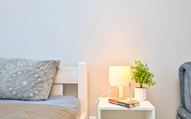 Uyutnaya S Dizaynerskim Remontom I Shikarnym Vidom Flat