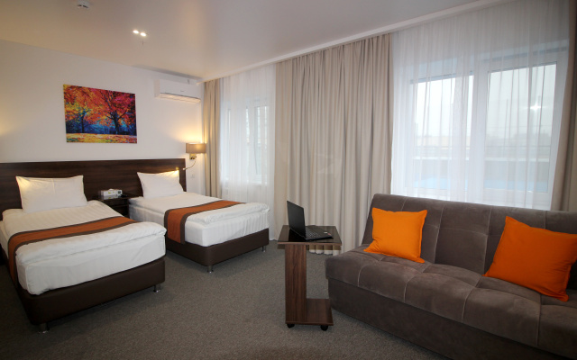 Standard Accessible Twin room (sofa and twin beds) (handicap accessible) — фото 3