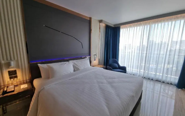 The Pattaya Discovery Beach Hotel Pattaya