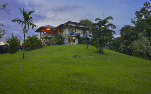 Casa Drake Lodge Hotel