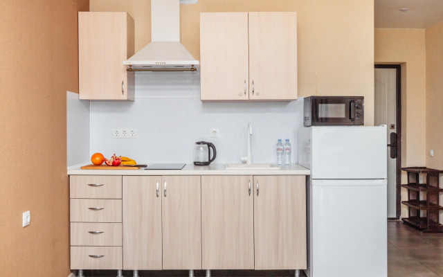 Na Ul Tsvetochnaya Ulitsa 15/21 Flat