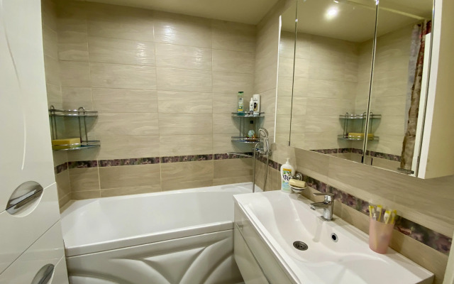 Na ulitse Tvardovskogo 16 Flat