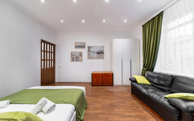 Квартира 3-ком квартира на Новинском б-ре 7 BonApart