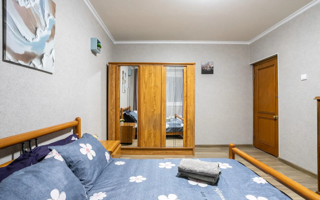 Квартира Трёхкомнатная на Беринговом