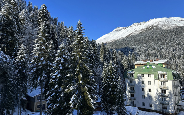 Квартира ArtHouse Dombay