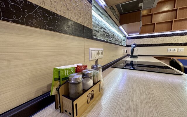 Квартира KrasInn-студия на Караульной 38