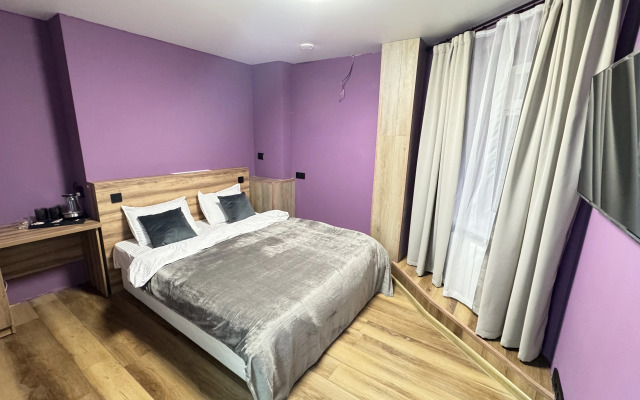 Отель Fan House