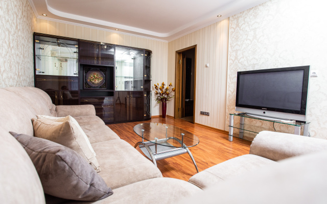 Vgostiomsk Standart S Bolshoy Krovatyyu Apartments