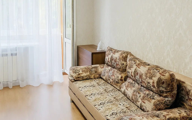 Квартира просторная на Проспекте 50 лет