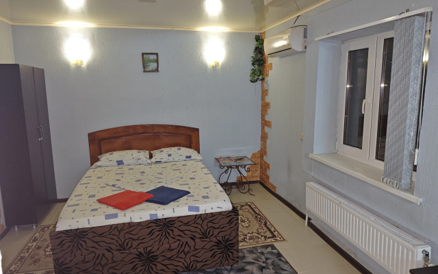 Dvukhmestnaya Flat
