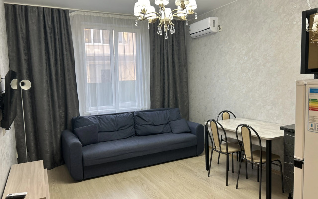 Shikarnaya Flat