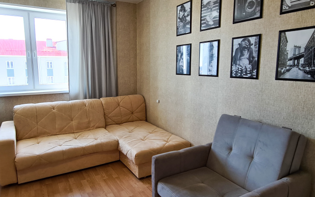 Апартаменты Тундровая 12 трехкомнатная