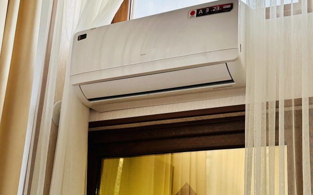 S vidom na gory v ozdorovitelnom centre Reka ZHizni Apartments