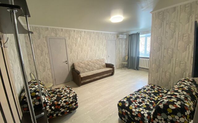 Kvartira 3-Kh Komn. Kvartira. Tsentr Goroda Flat