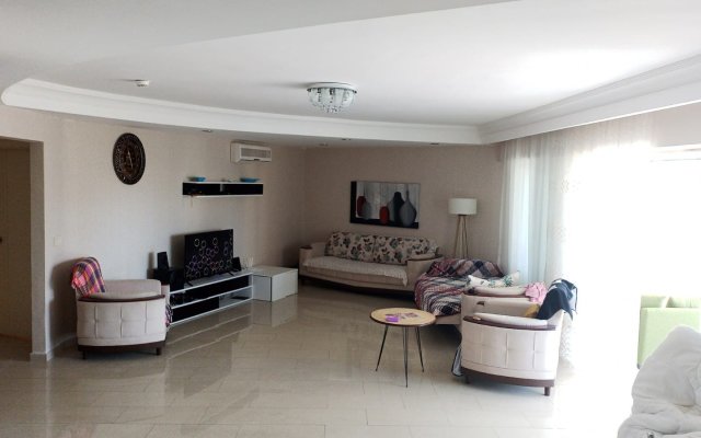 My Marine Residence Lux Sea View