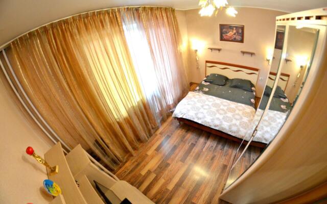 Апартаменты на Свободы 11а