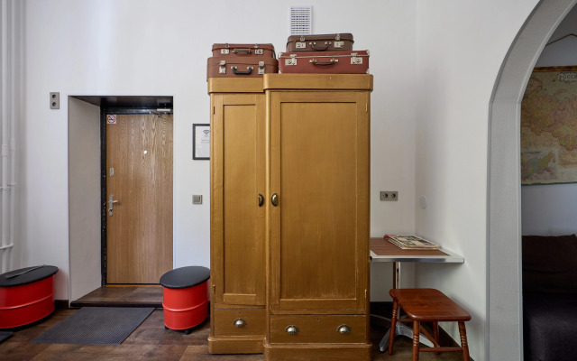 Апартаменты Новый 12-местный апартамент Ретро Стиль Кинотеатр Sony PS4