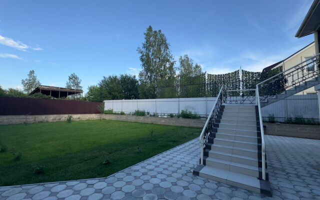 Triumf Guest House