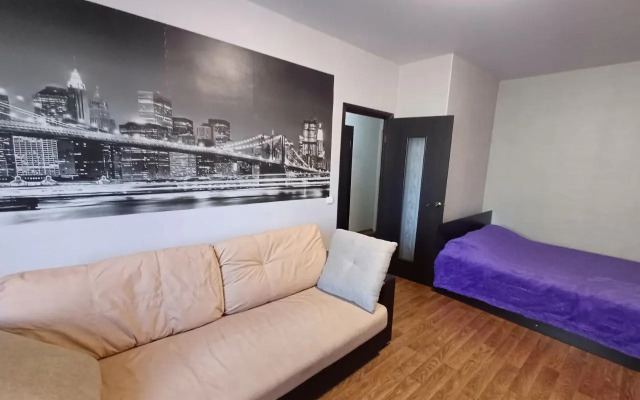 Yar-Sutki Apartments
