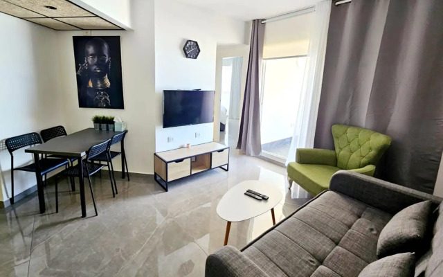 Ben Gurion 99-J04 Apartments