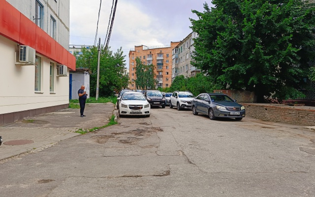 V Tsentre Kalugi Flat