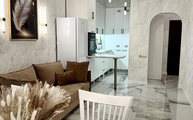 V Samom Tsentre Pyatigorska naprotiv Avtovokzala Apartments