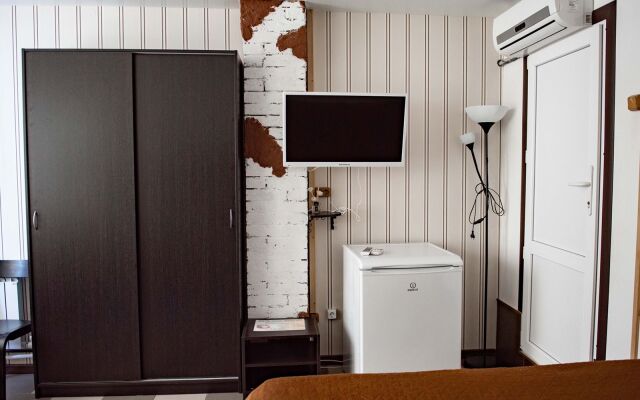 Meri-Tel Guest House
