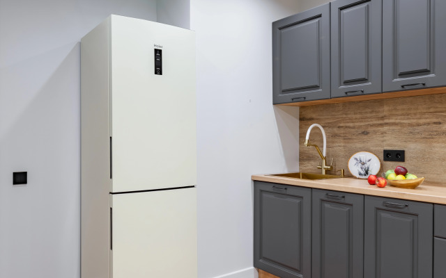 V tsentre Samaryi Flat