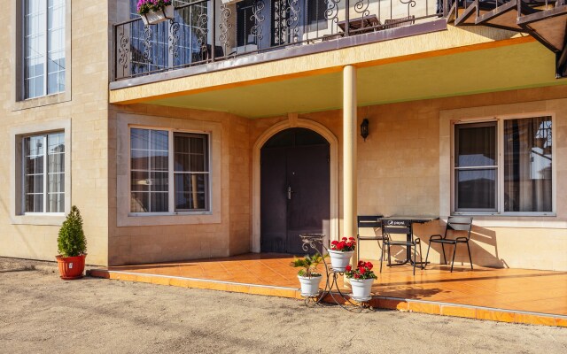 V Siriuse Guest House