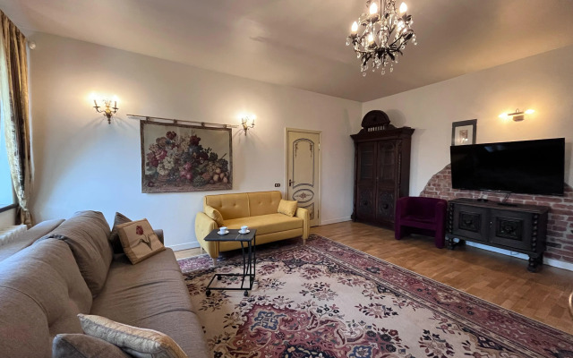 Квартира в Центре Санкт-Петербурга Невский 88