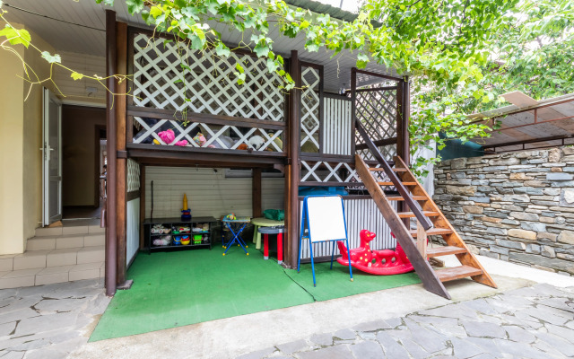 Zolotoy Bereg Guest House