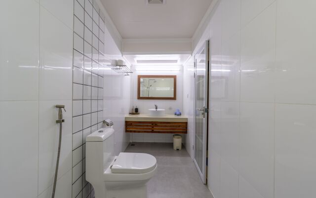 Kamadhoo Inn Guest House