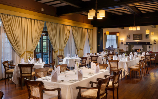 Hotel The Hill Club
