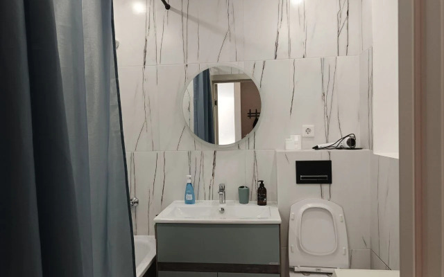 Квартира 1-комнатная с видом на озеро, 10/23 эт.