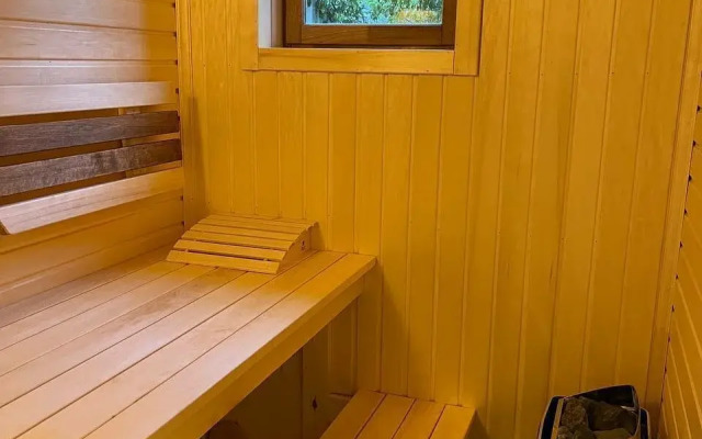 Частный дом На Александровской 10