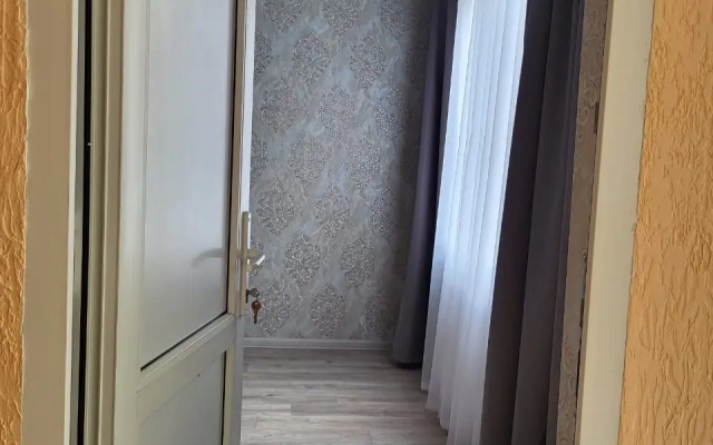 Andrey Flat