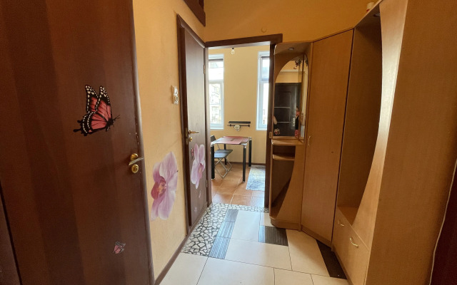 V Tikhom Tsentre Pitera Flat