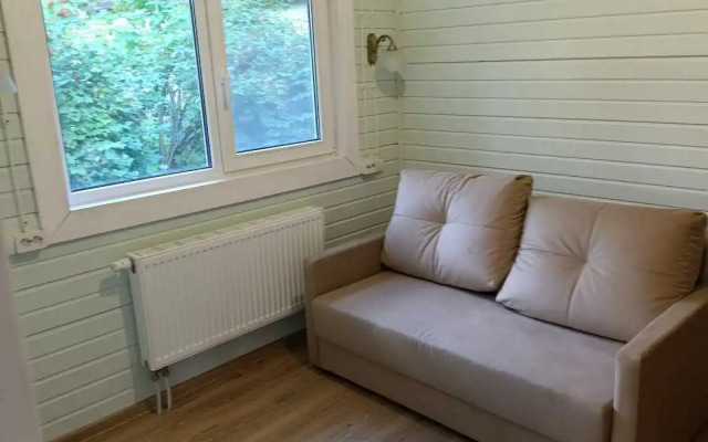 Uyutny Dom S Mangalnoy Zonoy Private house