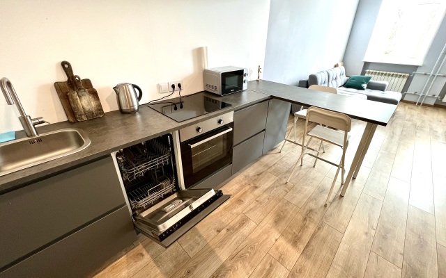 Stidiya Loft Dvikhurovnevaya Yarapartments Flat