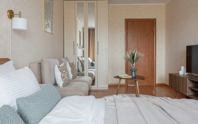 Apartamenty trehkomnatnye v 4km ot Kremla Sova-Dom