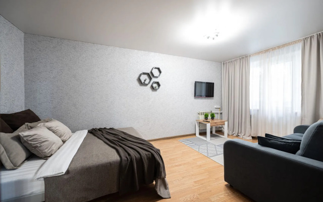Pyat Zvyozd Skver Aloye Pole Apartments