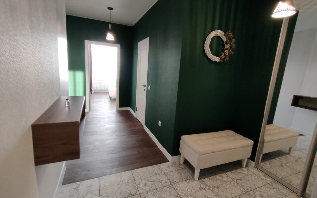 Stilnye okolo Akvaparka Apartments